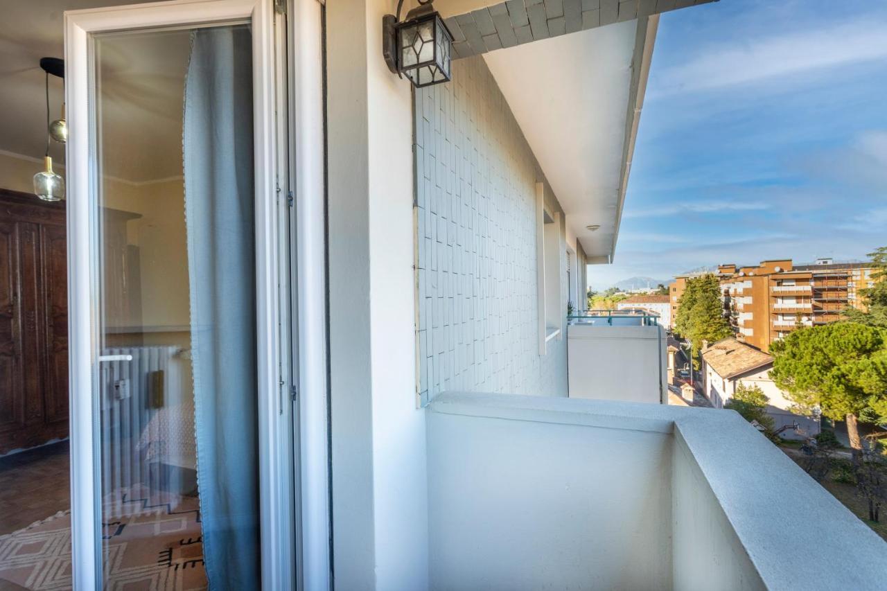 Lucilla Home - Apt Con Wifi Nel Cuore Di Udine Exterior foto